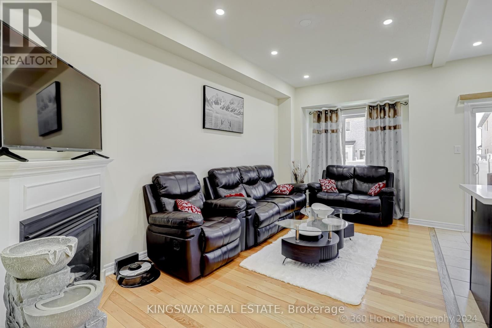 












485 MEADOWRIDGE COURT

,
Mississauga (Meadowvale Village),




Ontario
L5W0E8

