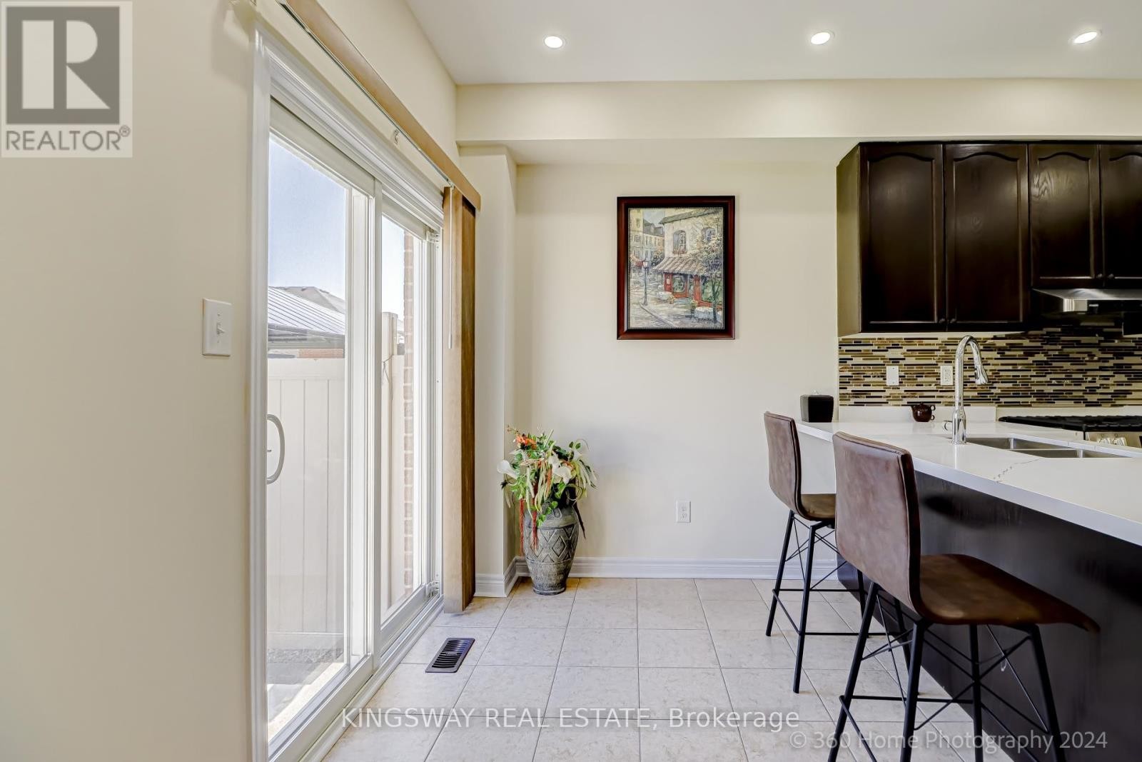 












485 MEADOWRIDGE COURT

,
Mississauga (Meadowvale Village),




Ontario
L5W0E8

