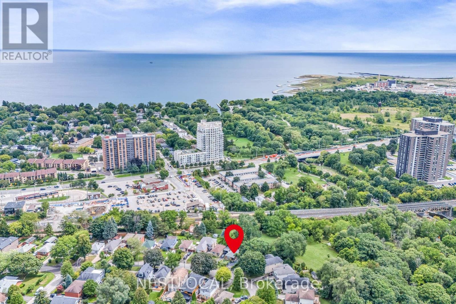 












37 ENFIELD AVENUE

,
Toronto (Alderwood),




Ontario
M8W1T6

