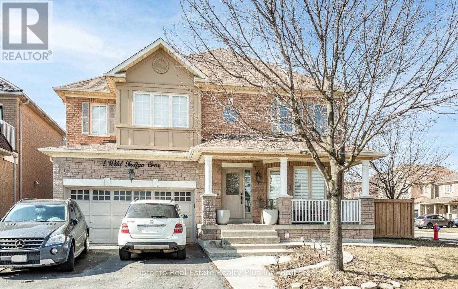












1 WILD INDIGO CRESCENT

,
Brampton (Sandringham-Wellington),




Ontario
L6R2K1

