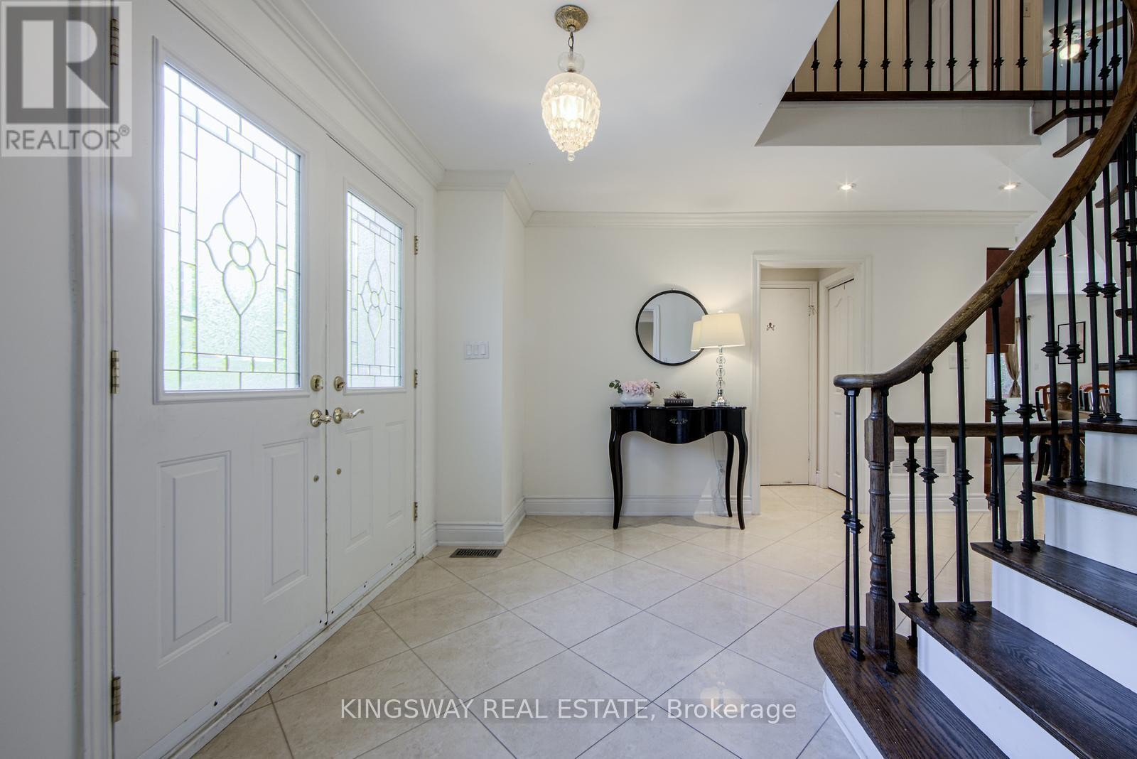 












1368 BUNSDEN AVENUE

,
Mississauga (Sheridan),




Ontario
L5H3T9

