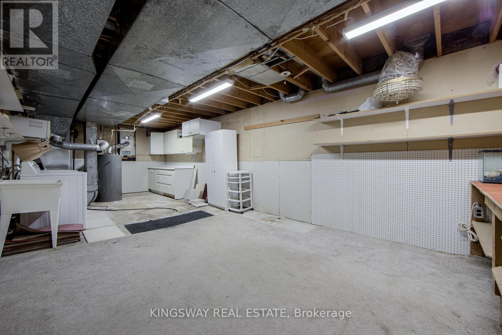 












1368 BUNSDEN AVENUE

,
Mississauga (Sheridan),




Ontario
L5H3T9

