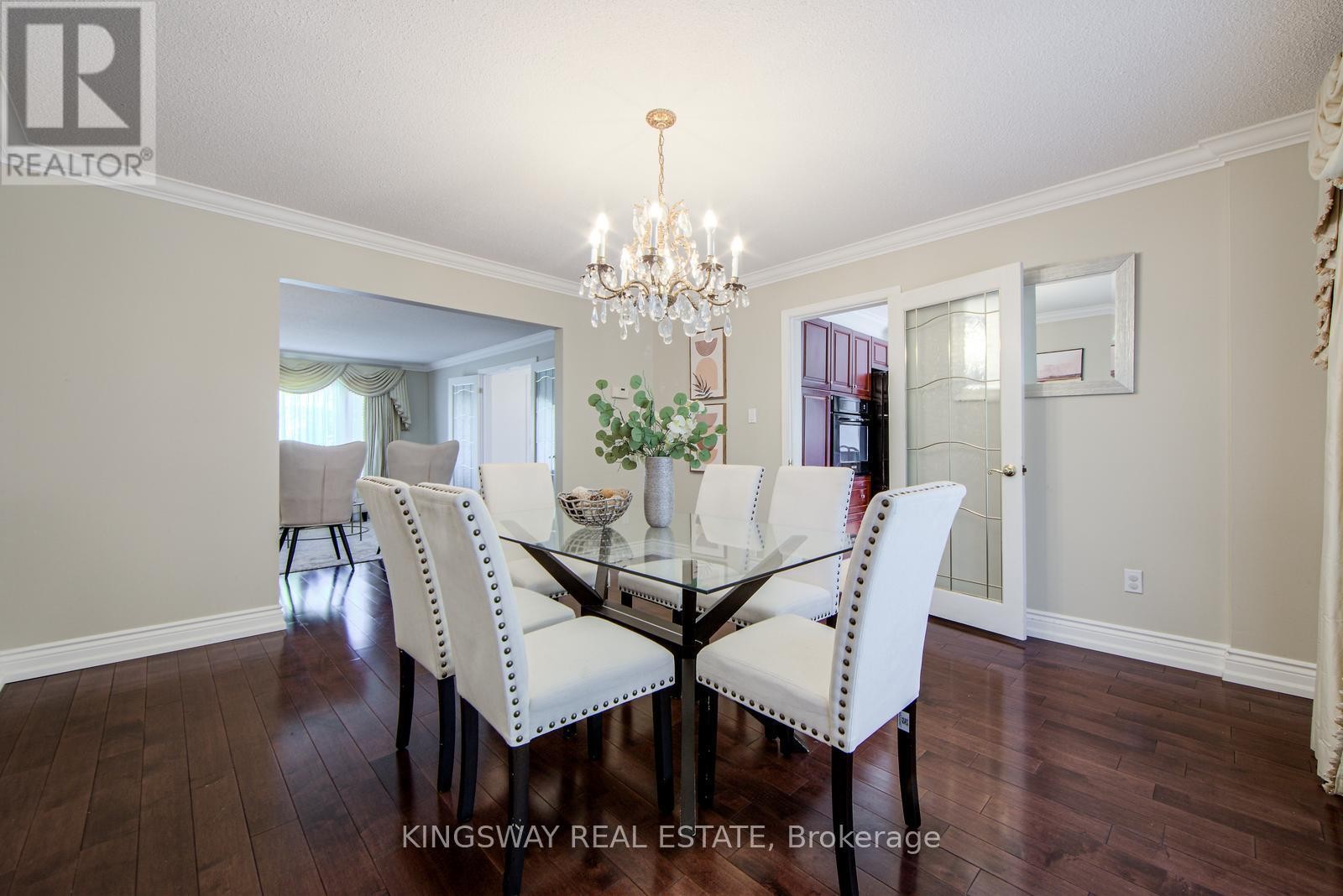












1368 BUNSDEN AVENUE

,
Mississauga (Sheridan),




Ontario
L5H3T9

