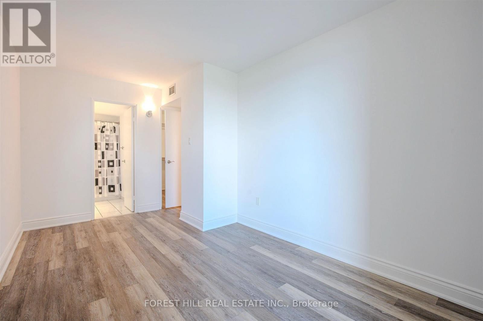 












1102 - 2045 LAKE SHORE BOULEVARD W

,
Toronto (Mimico),




Ontario
M8V2Z6

