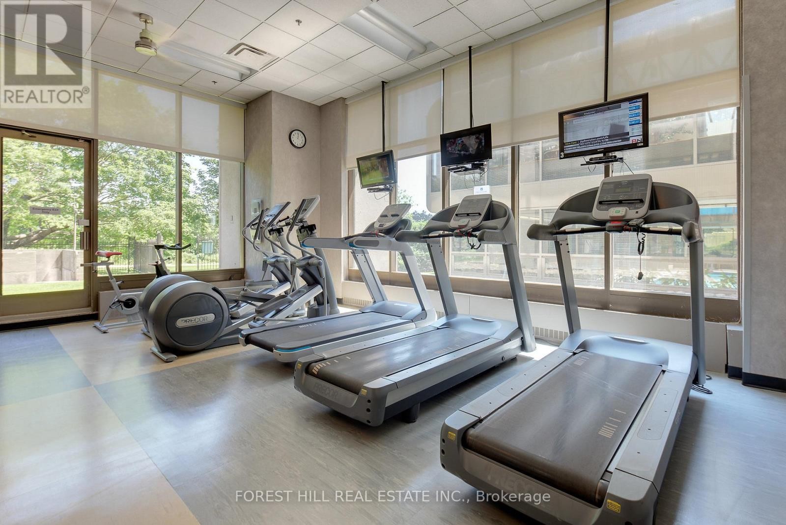 












1102 - 2045 LAKE SHORE BOULEVARD W

,
Toronto (Mimico),




Ontario
M8V2Z6

