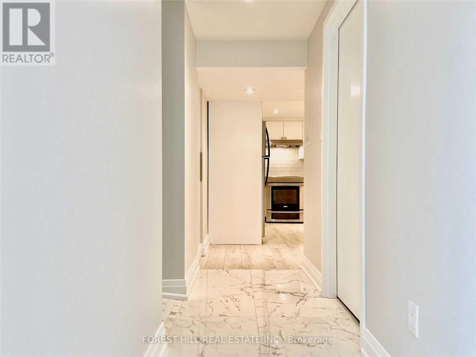 












6633 EASTRIDGE ROAD

,
Mississauga (Meadowvale),




Ontario
L5N4L8

