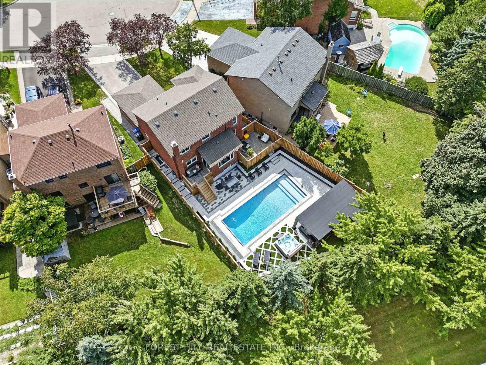 












6633 EASTRIDGE ROAD

,
Mississauga (Meadowvale),




Ontario
L5N4L8

