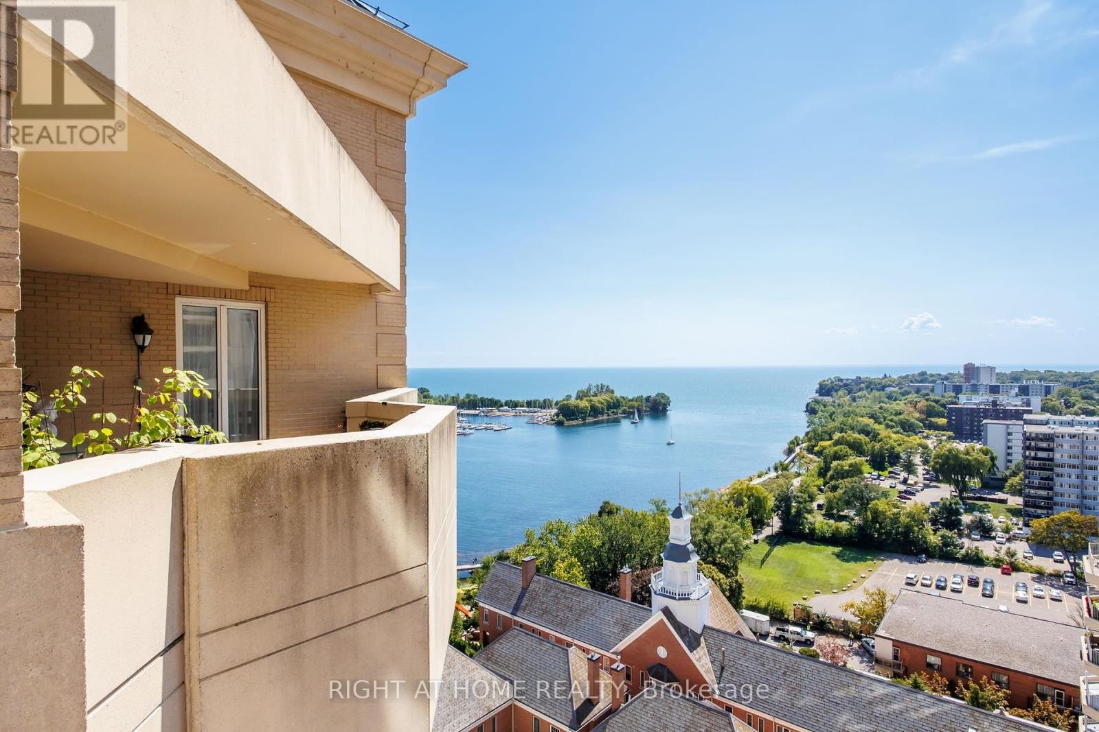 












PH1501 - 2287 LAKE SHORE BOULEVARD W

,
Toronto (Mimico),




Ontario
M8V3Y1


