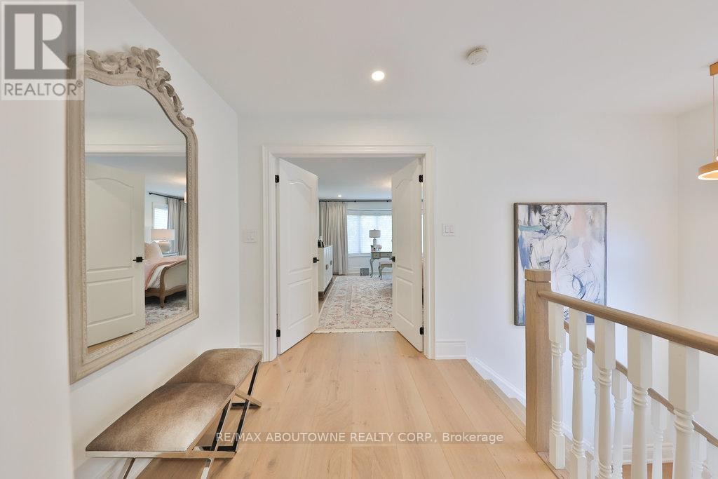 












30 - 2400 NEYAGAWA BOULEVARD

,
Oakville (RO River Oaks),




Ontario
L6H7P5

