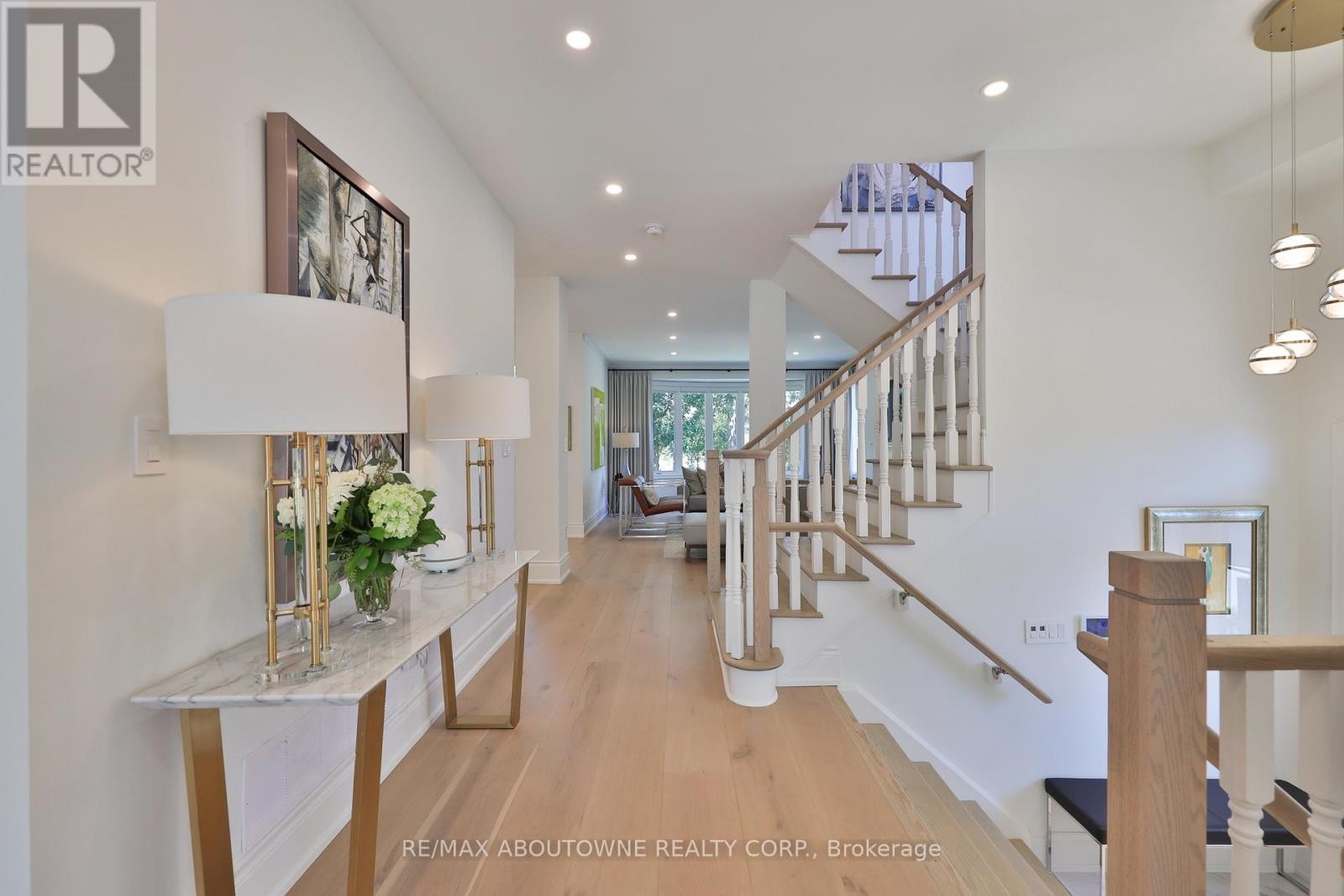 












30 - 2400 NEYAGAWA BOULEVARD

,
Oakville (RO River Oaks),




Ontario
L6H7P5

