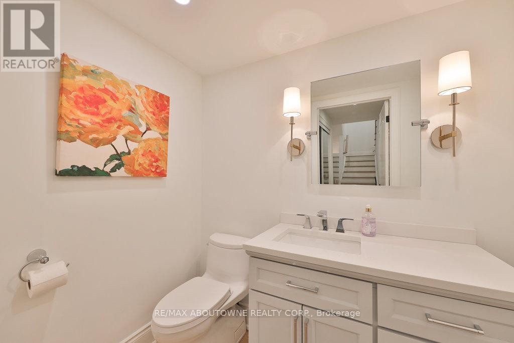












30 - 2400 NEYAGAWA BOULEVARD

,
Oakville (RO River Oaks),




Ontario
L6H7P5


