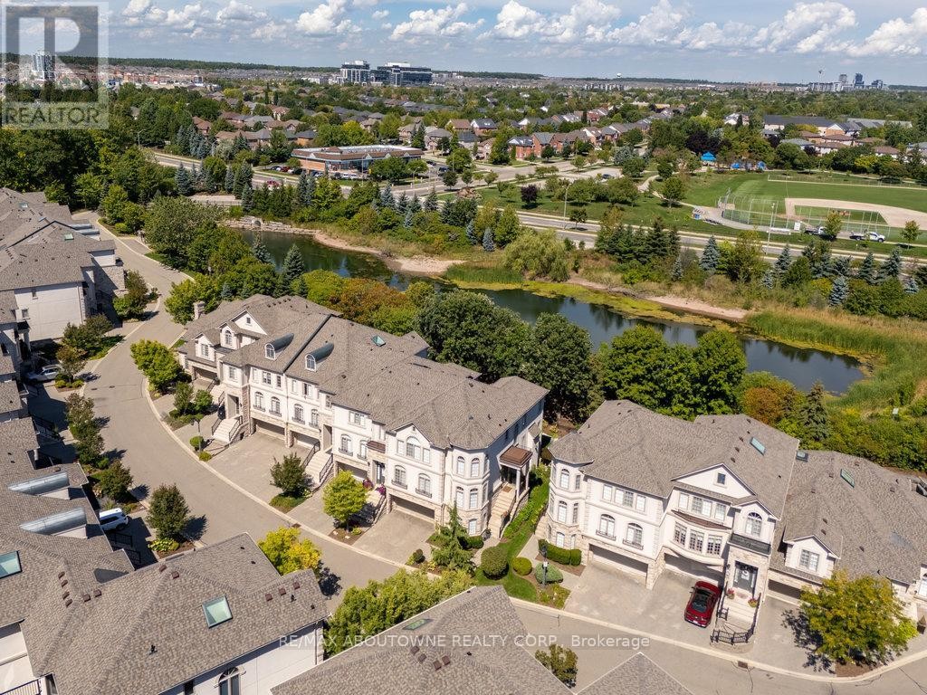 












30 - 2400 NEYAGAWA BOULEVARD

,
Oakville (RO River Oaks),




Ontario
L6H7P5

