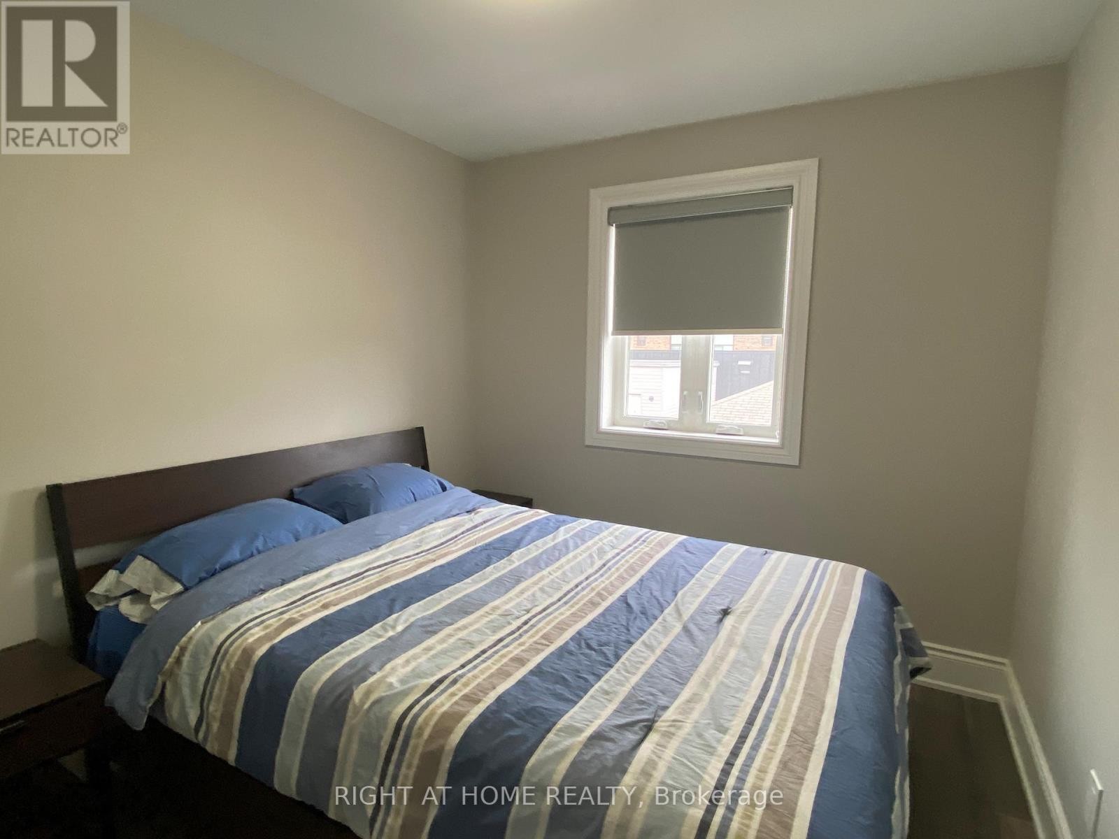 












MAIN - 9 SNOWOOD COURT

,
Toronto (Glenfield-Jane Heights),




Ontario
M3N1E7

