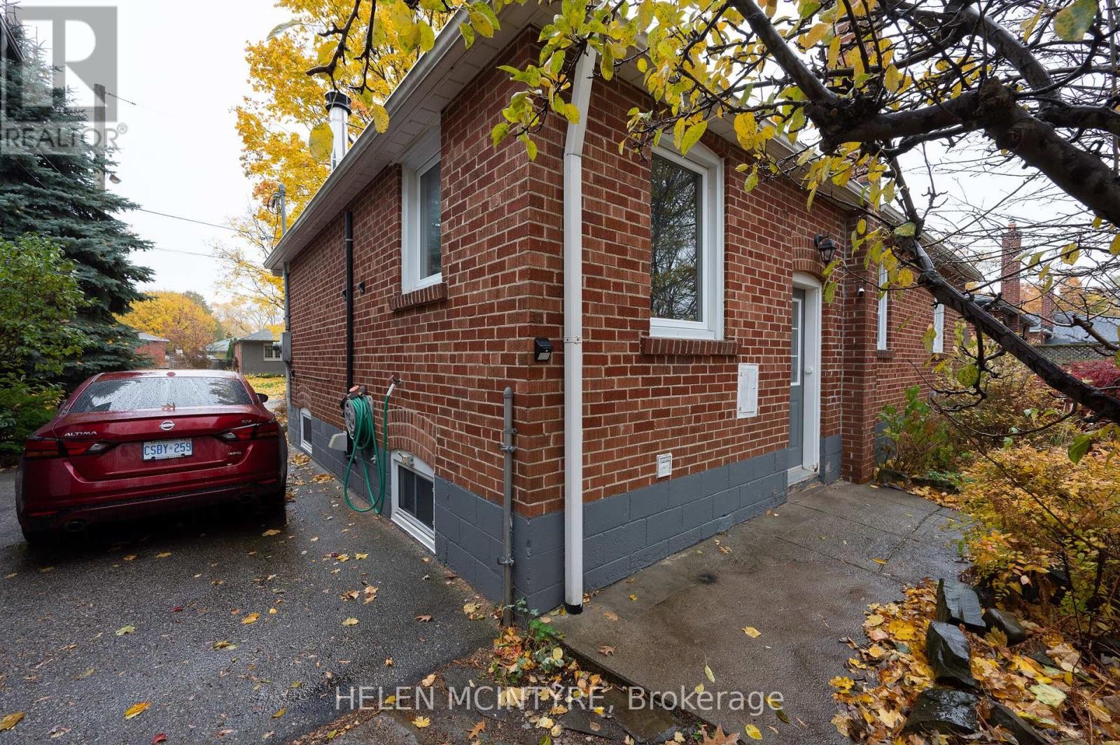 












34 DUNNING CRESCENT

,
Toronto (Alderwood),




Ontario
M8W4S8

