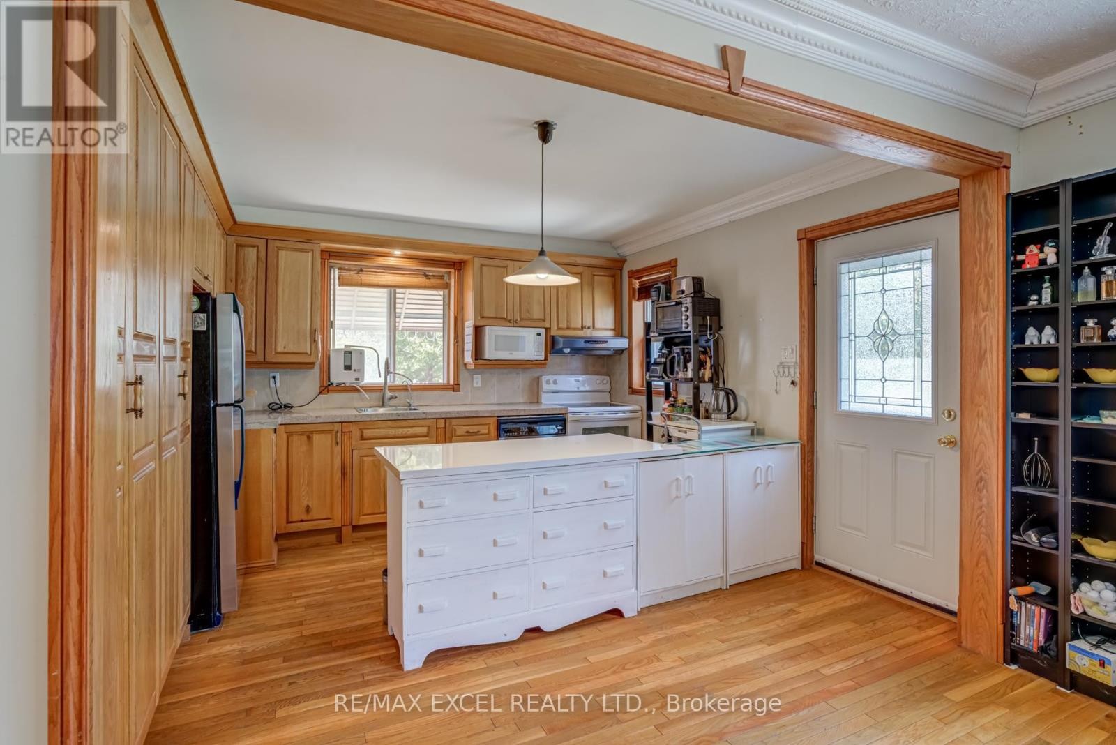 












45 STANMILLS ROAD

,
Toronto (Islington-City Centre West),




Ontario
M8Z1Y1

