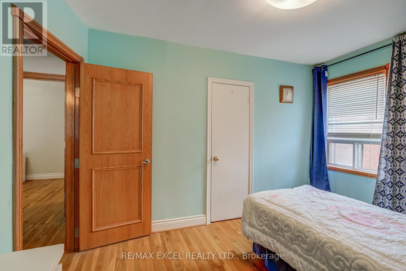 












45 STANMILLS ROAD

,
Toronto (Islington-City Centre West),




Ontario
M8Z1Y1

