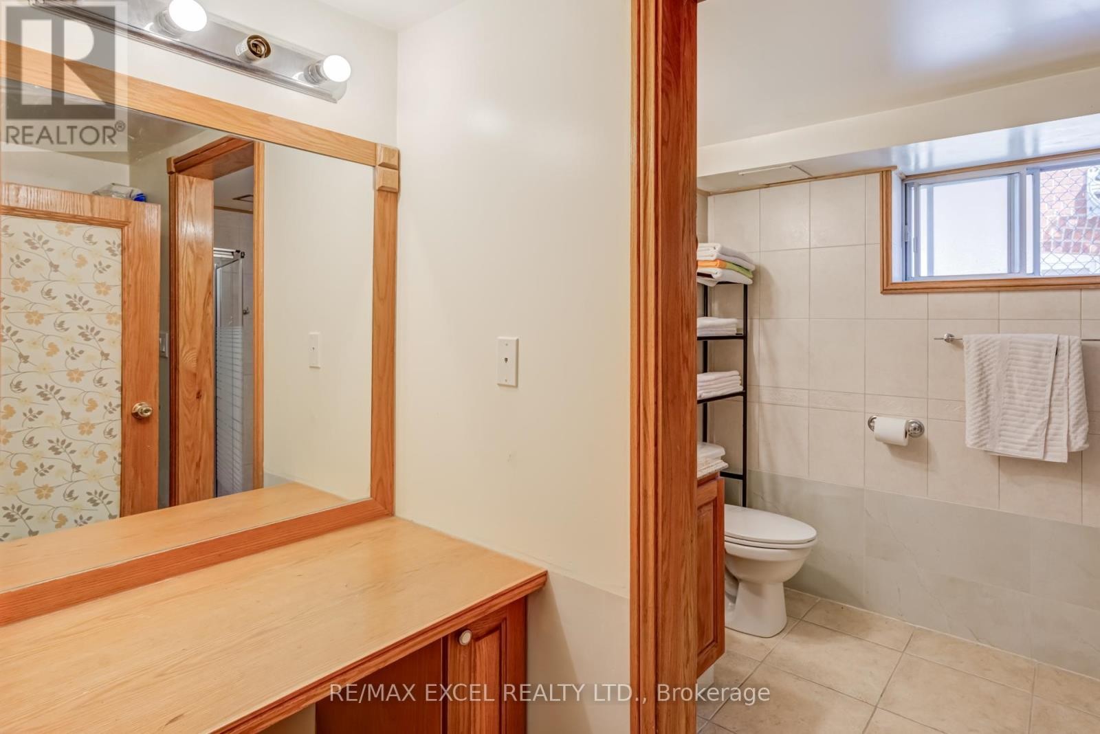 












45 STANMILLS ROAD

,
Toronto (Islington-City Centre West),




Ontario
M8Z1Y1

