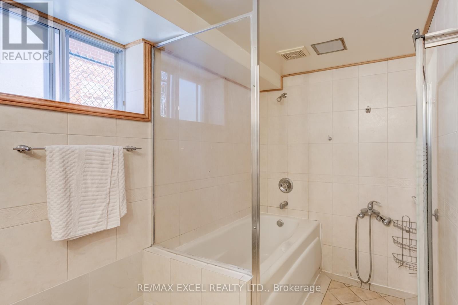 












45 STANMILLS ROAD

,
Toronto (Islington-City Centre West),




Ontario
M8Z1Y1

