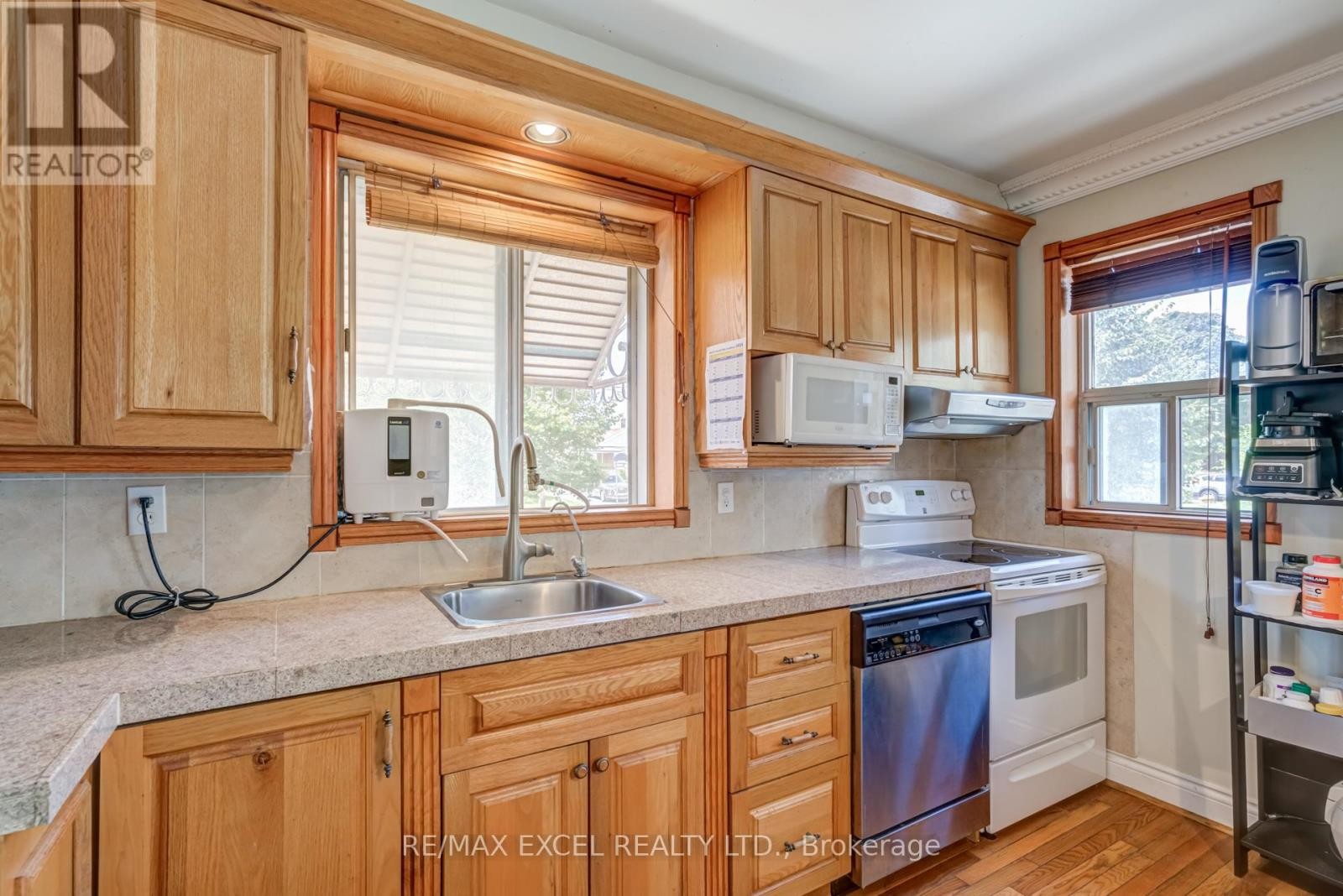 












45 STANMILLS ROAD

,
Toronto (Islington-City Centre West),




Ontario
M8Z1Y1

