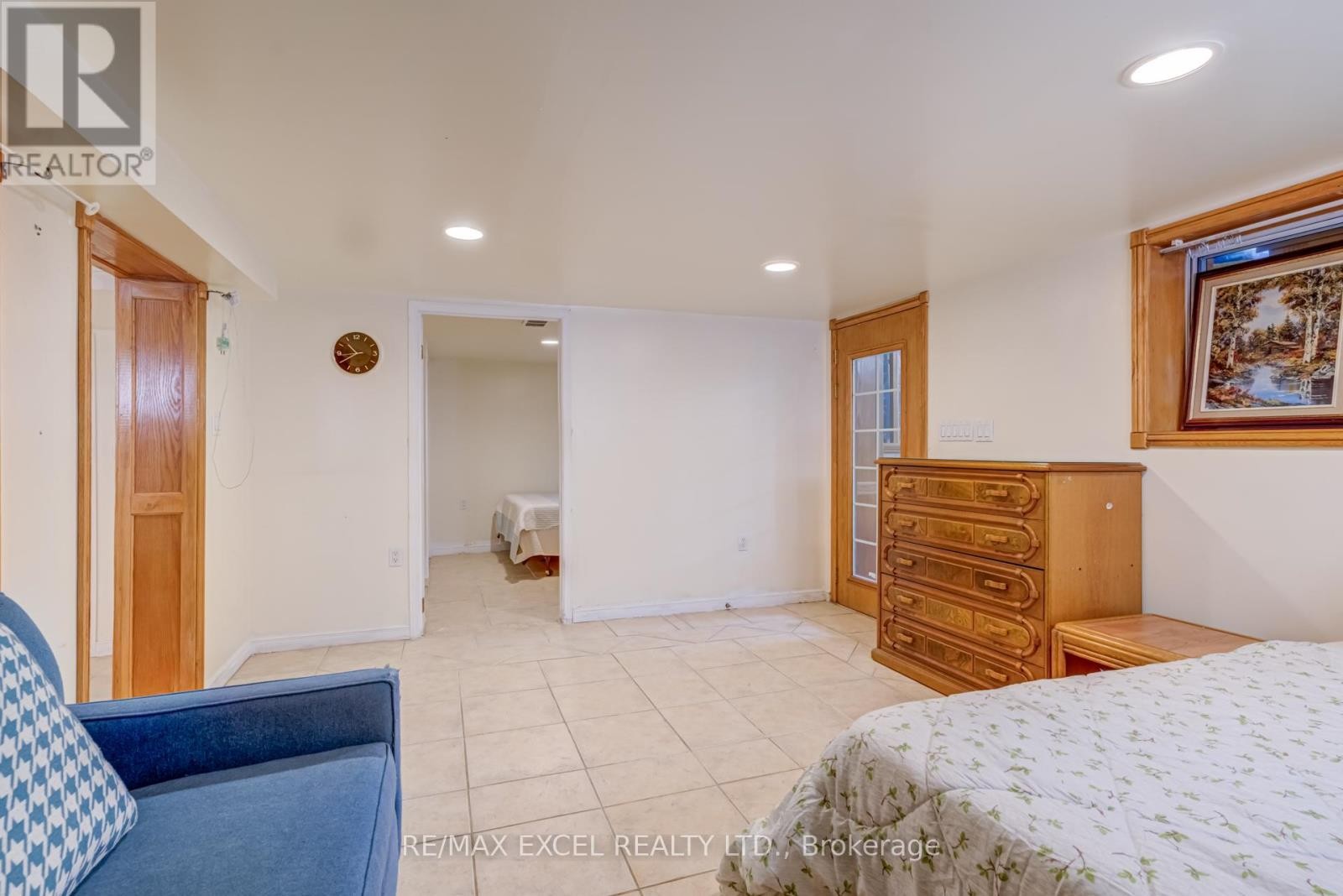 












45 STANMILLS ROAD

,
Toronto (Islington-City Centre West),




Ontario
M8Z1Y1

