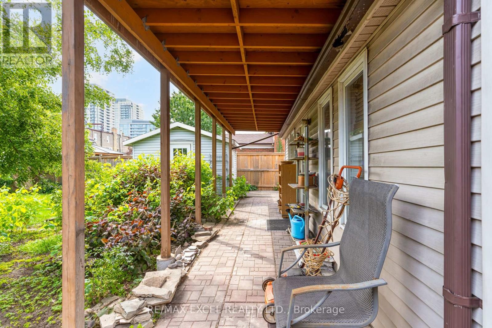 












45 STANMILLS ROAD

,
Toronto (Islington-City Centre West),




Ontario
M8Z1Y1

