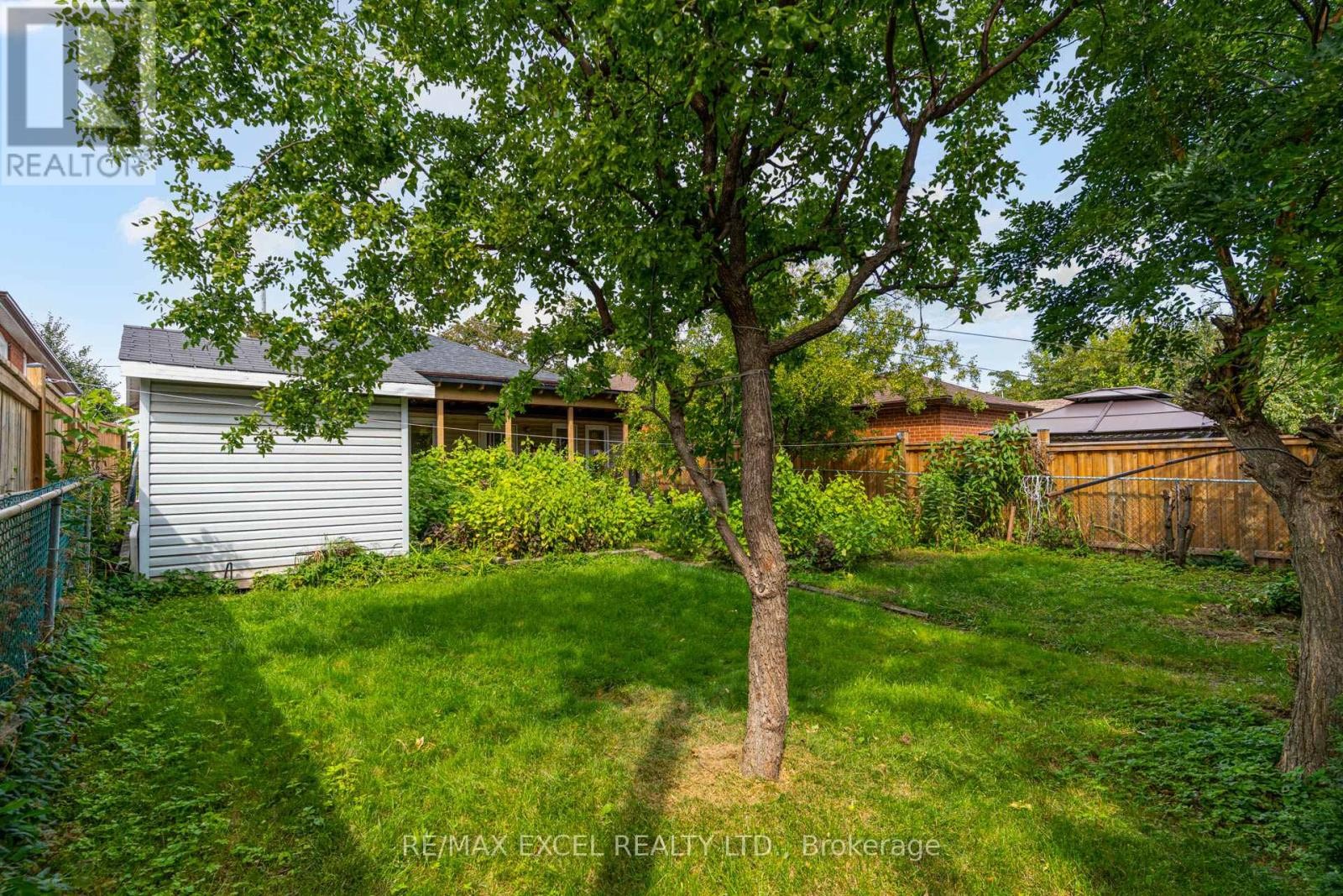 












45 STANMILLS ROAD

,
Toronto (Islington-City Centre West),




Ontario
M8Z1Y1

