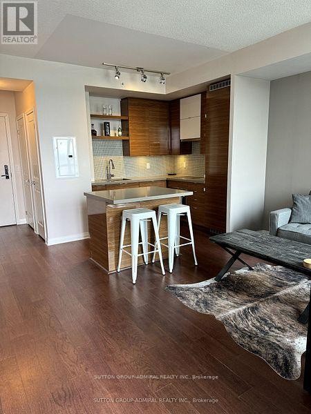 












1408 - 59 ANNIE CRAIG DRIVE

,
Toronto (Mimico),




Ontario
M8V0C5

