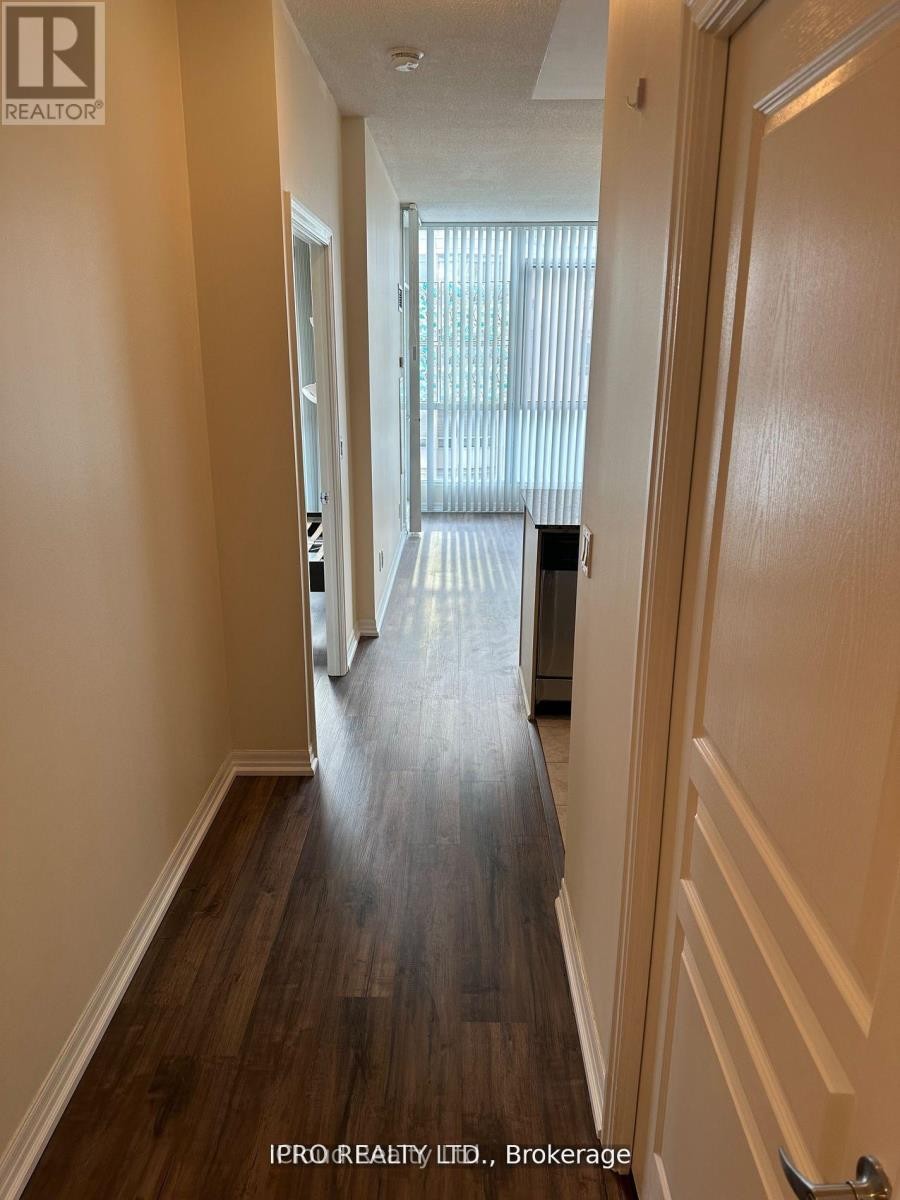 












2710 - 225 WEBB DRIVE

,
Mississauga (City Centre),




Ontario
L5B4P2

