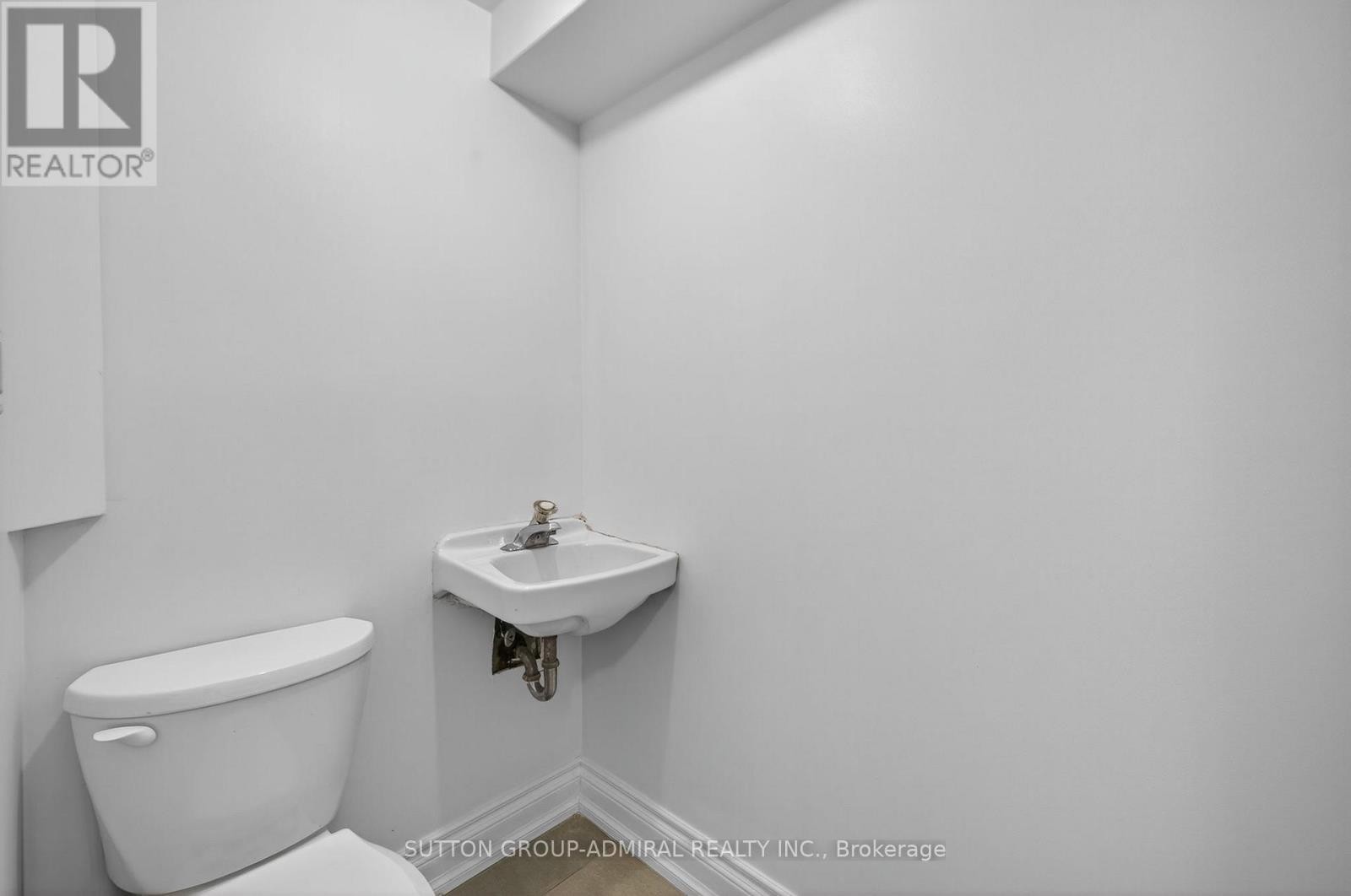 












34 KNOX AVENUE

,
Toronto (Humber Summit),




Ontario
M9L2M3

