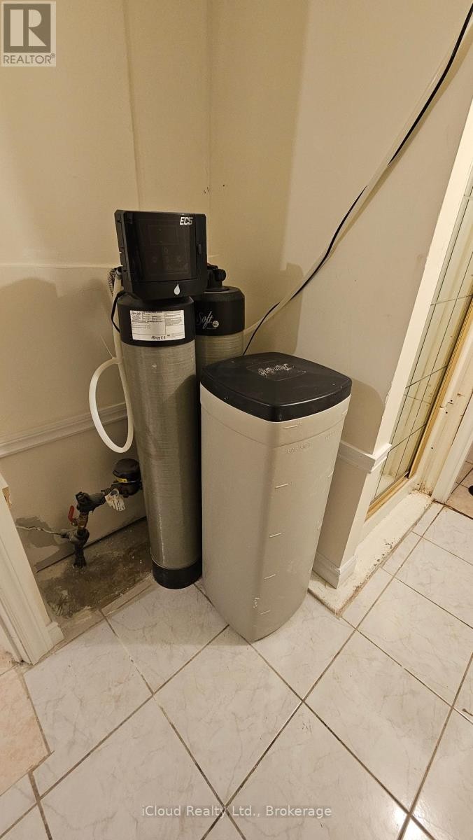 












BSMNT - 71 GRASSINGTON CRESCENT

,
Brampton (Northgate),




Ontario
L6S1Z5

