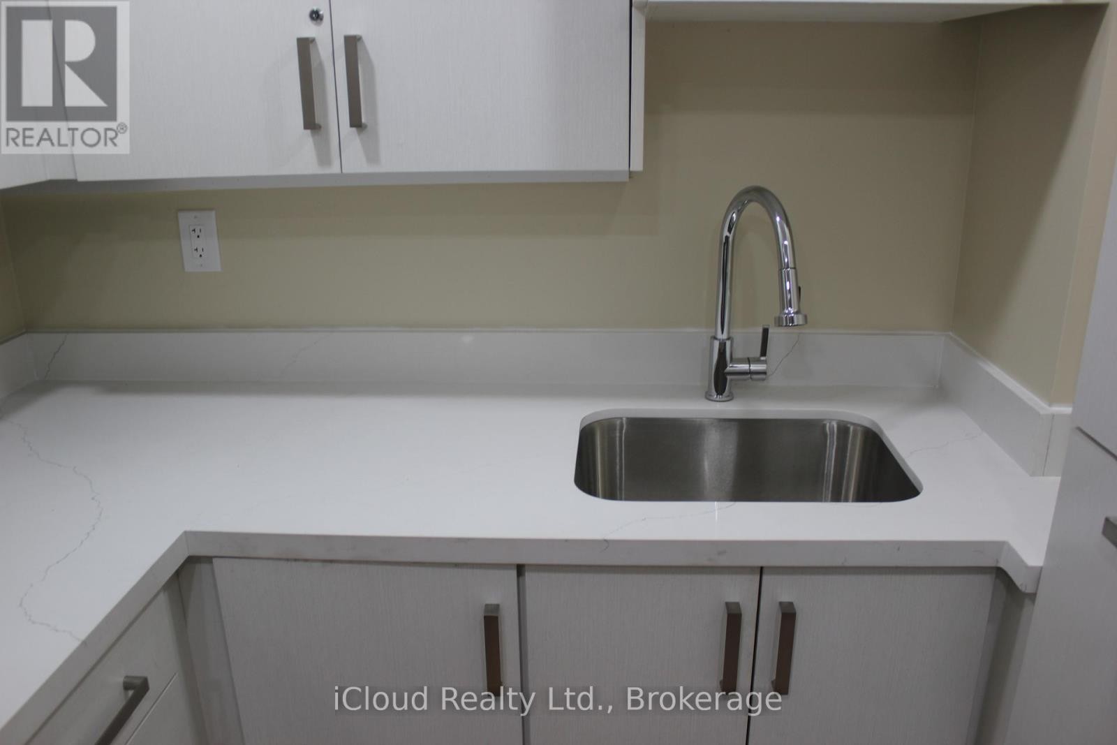 












116 SKEGBY ROAD

,
Brampton (Brampton North),




Ontario
L6V2T9

