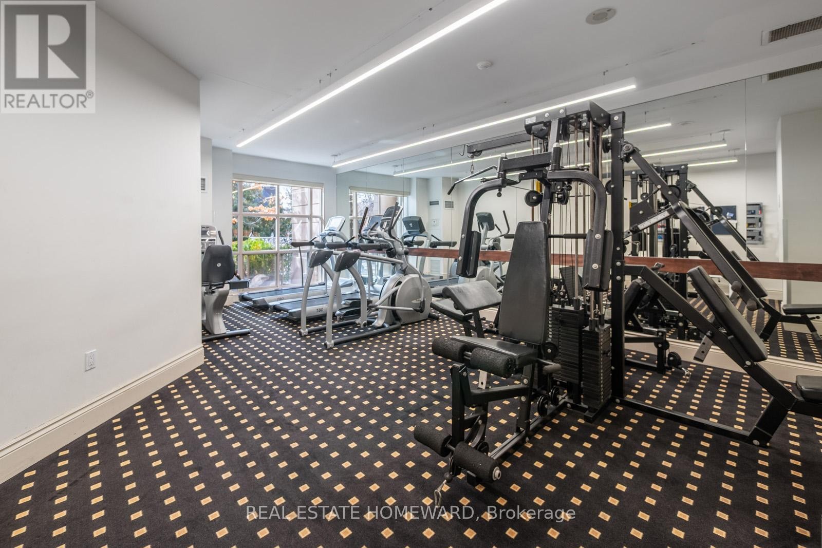 












312 - 3085 BLOOR STREET W

,
Toronto (Stonegate-Queensway),




Ontario
M8X1C9

