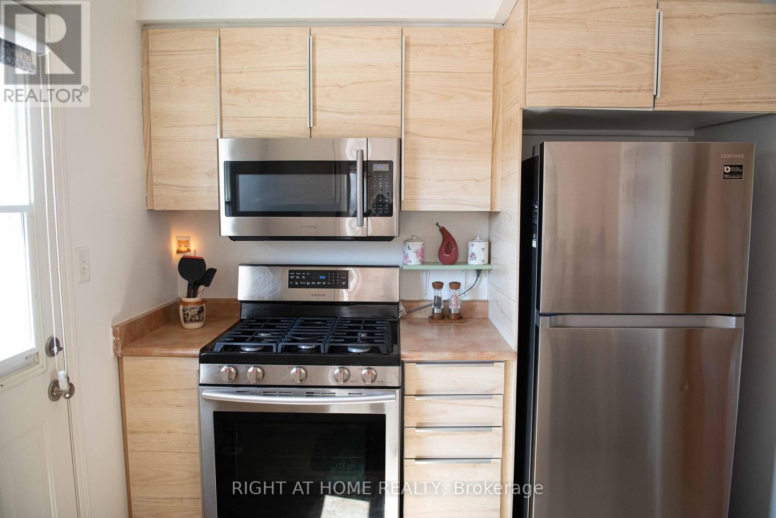 












1159 MCDOWELL CRESCENT

,
Milton (BE Beaty),




Ontario
L9T6R6


