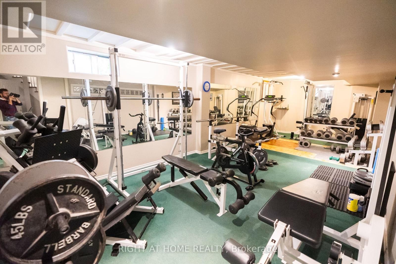 












2427 ERIN CENTRE BOULEVARD

,
Mississauga (Central Erin Mills),




Ontario
L5M5B3

