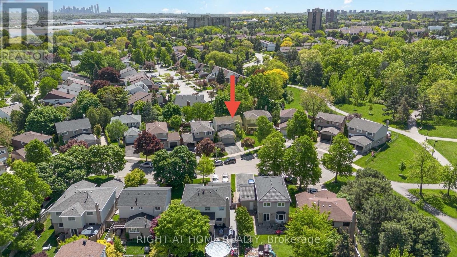 












6829 MARKWOOD PLACE

,
Mississauga (Meadowvale),




Ontario
L5N4K7

