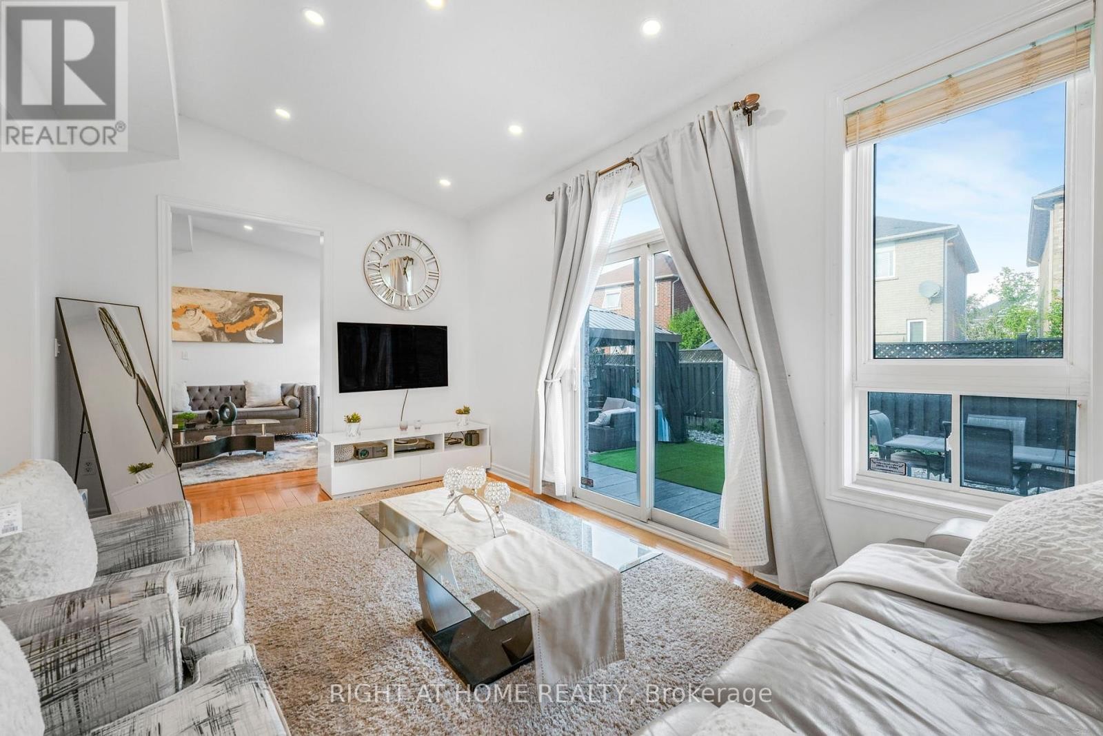 












5651 PATRON COVE E

,
Mississauga (Churchill Meadows),




Ontario
L5M7G4

