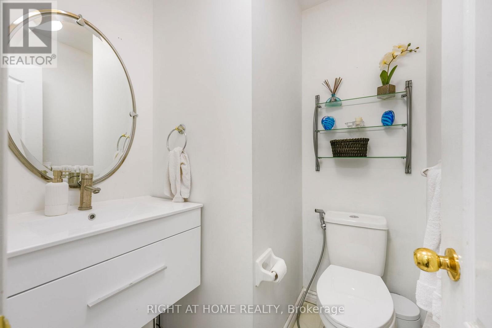 












5651 PATRON COVE E

,
Mississauga (Churchill Meadows),




Ontario
L5M7G4


