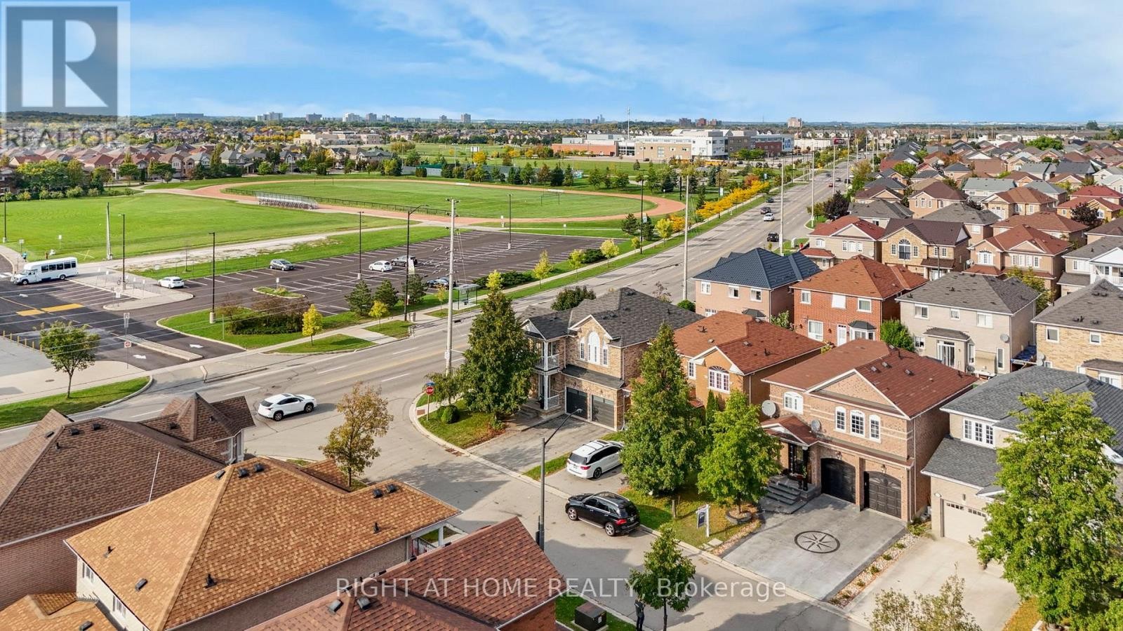 












5651 PATRON COVE E

,
Mississauga (Churchill Meadows),




Ontario
L5M7G4

