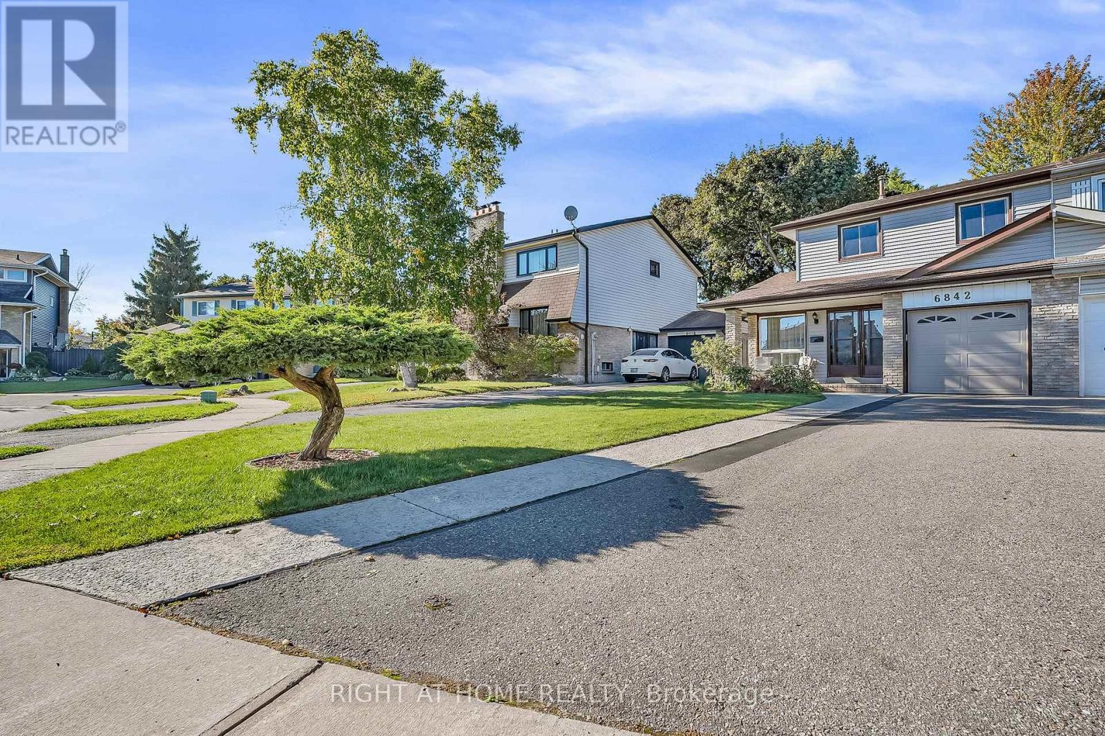 












6842 AVILA ROAD

,
Mississauga (Meadowvale),




Ontario
L5N1R8

