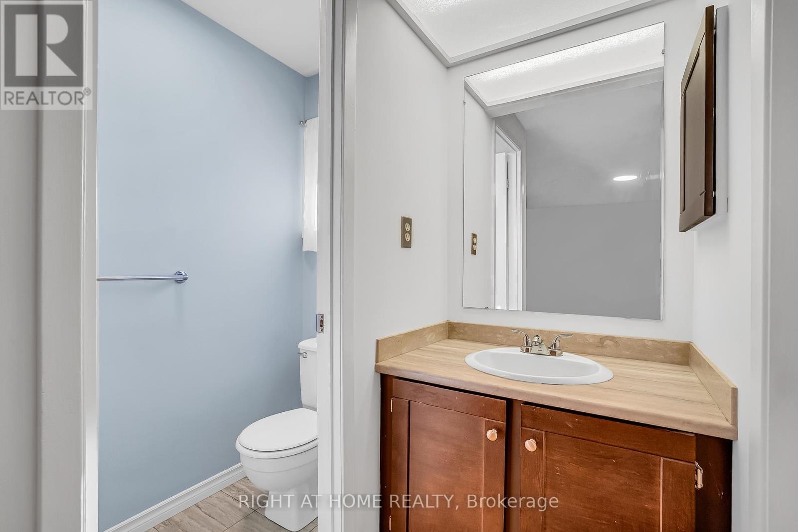 












6842 AVILA ROAD

,
Mississauga (Meadowvale),




Ontario
L5N1R8


