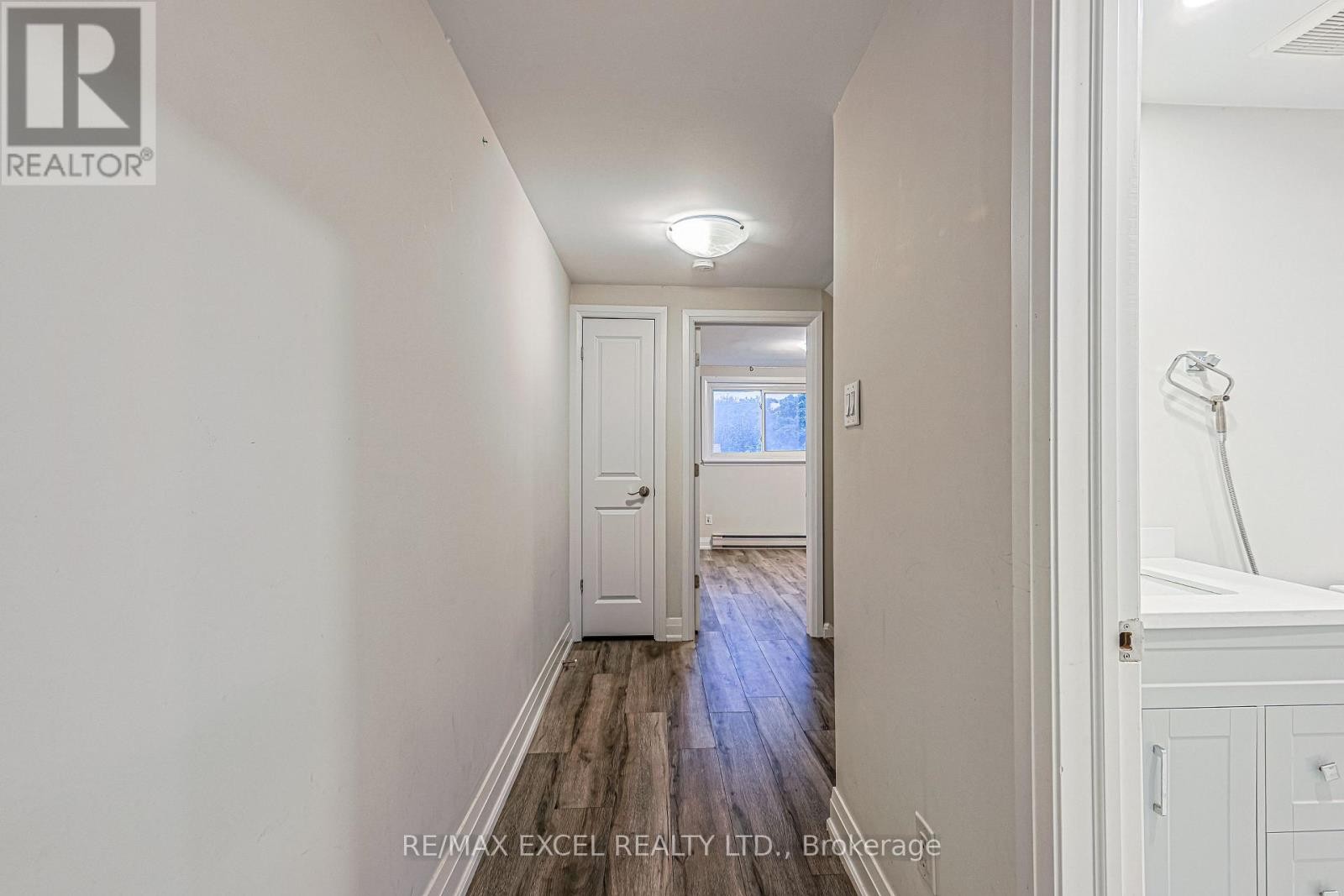 












18 - 81 IRWIN ROAD

,
Toronto (Elms-Old Rexdale),




Ontario
M9W5W1

