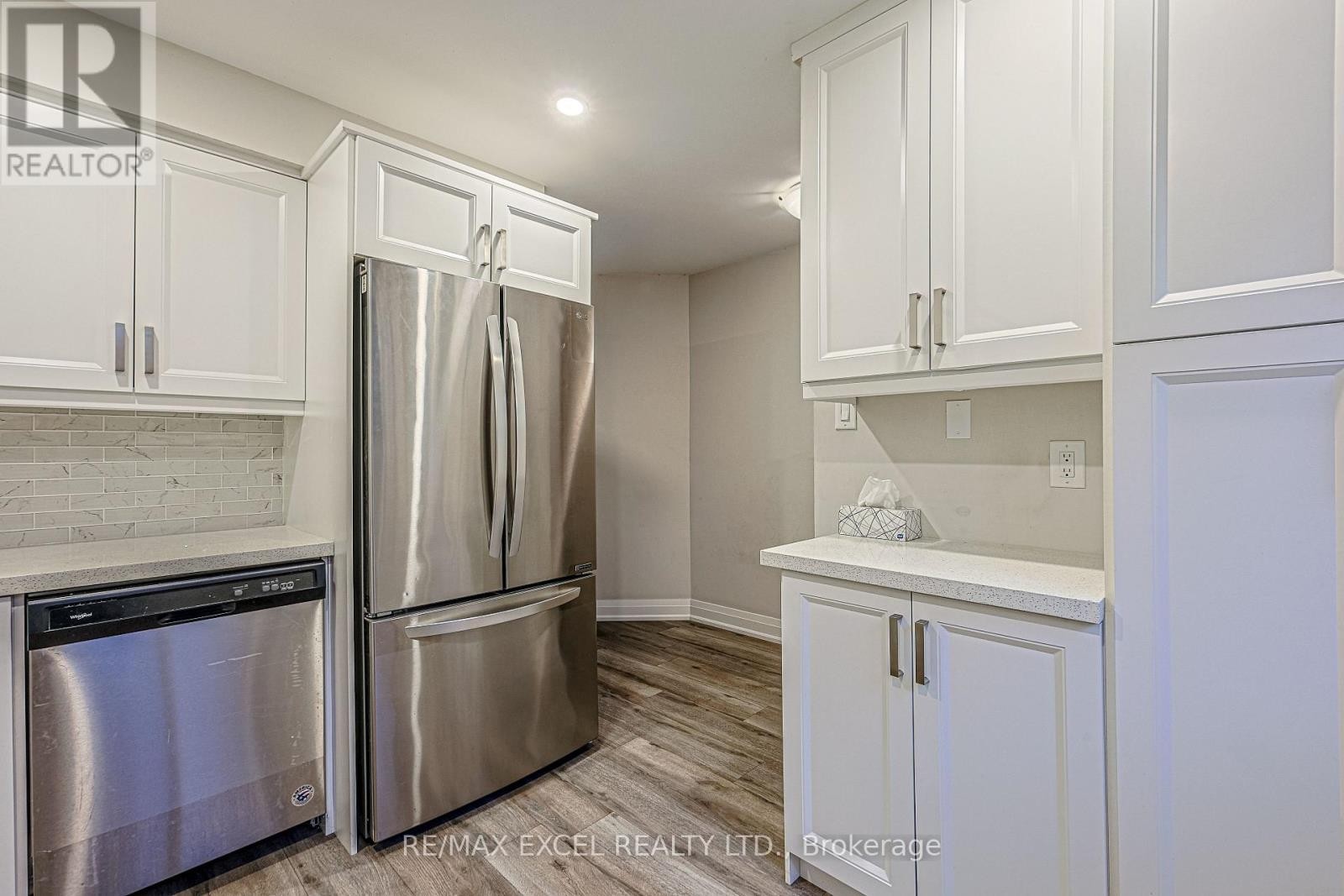 












18 - 81 IRWIN ROAD

,
Toronto (Elms-Old Rexdale),




Ontario
M9W5W1

