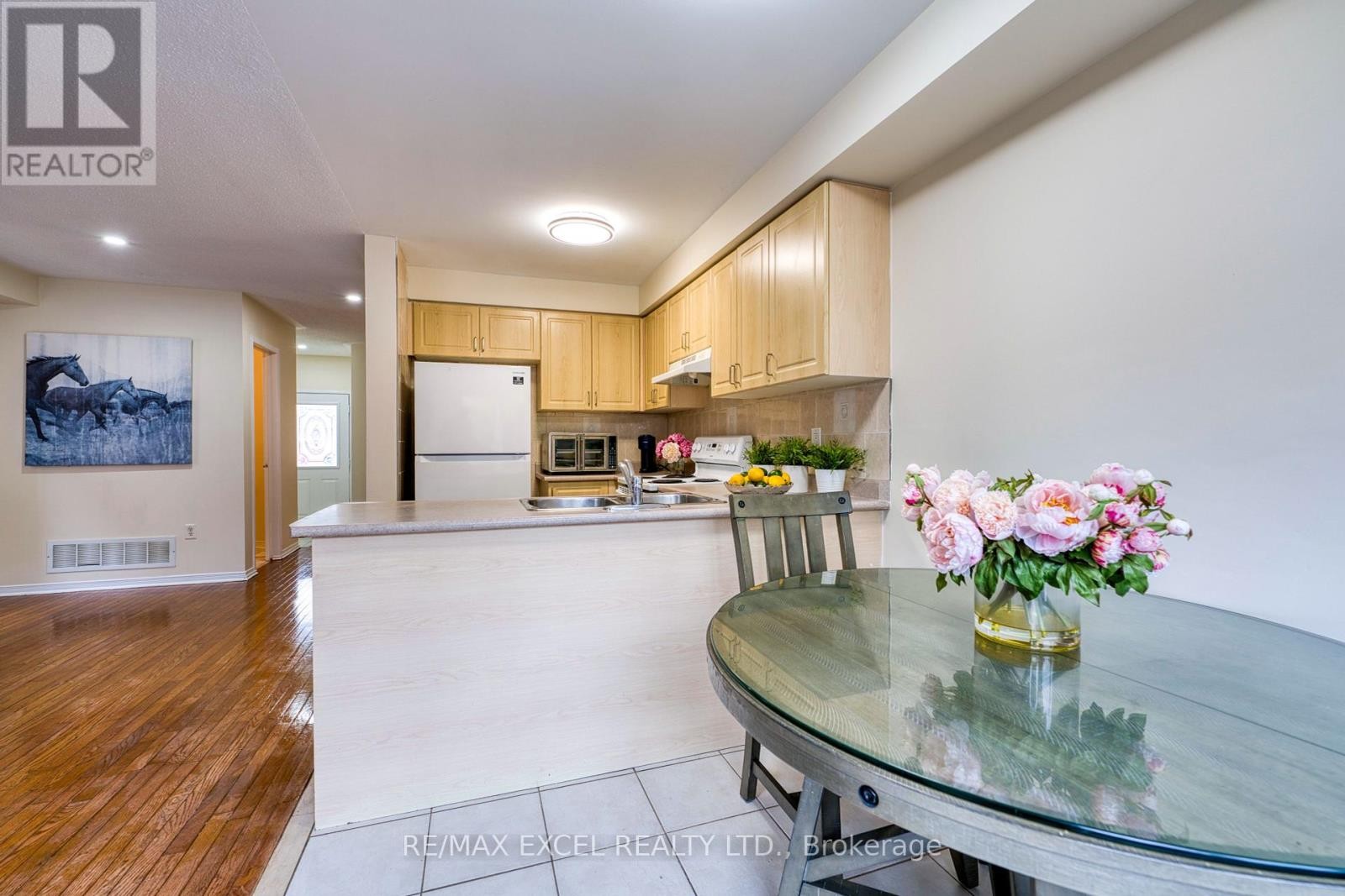 












5909 CHURCHILL MEADOWS BOULEVARD

,
Mississauga (Churchill Meadows),




Ontario
L5M6Y2

