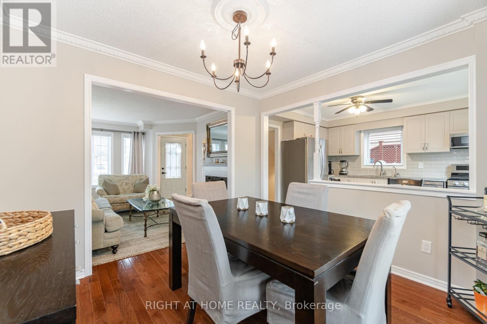 












27 LASBY LANE

,
Halton Hills (AC Acton),




Ontario
L7J2W9

