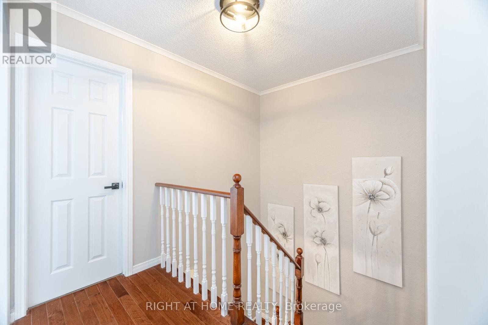 












27 LASBY LANE

,
Halton Hills (AC Acton),




Ontario
L7J2W9

