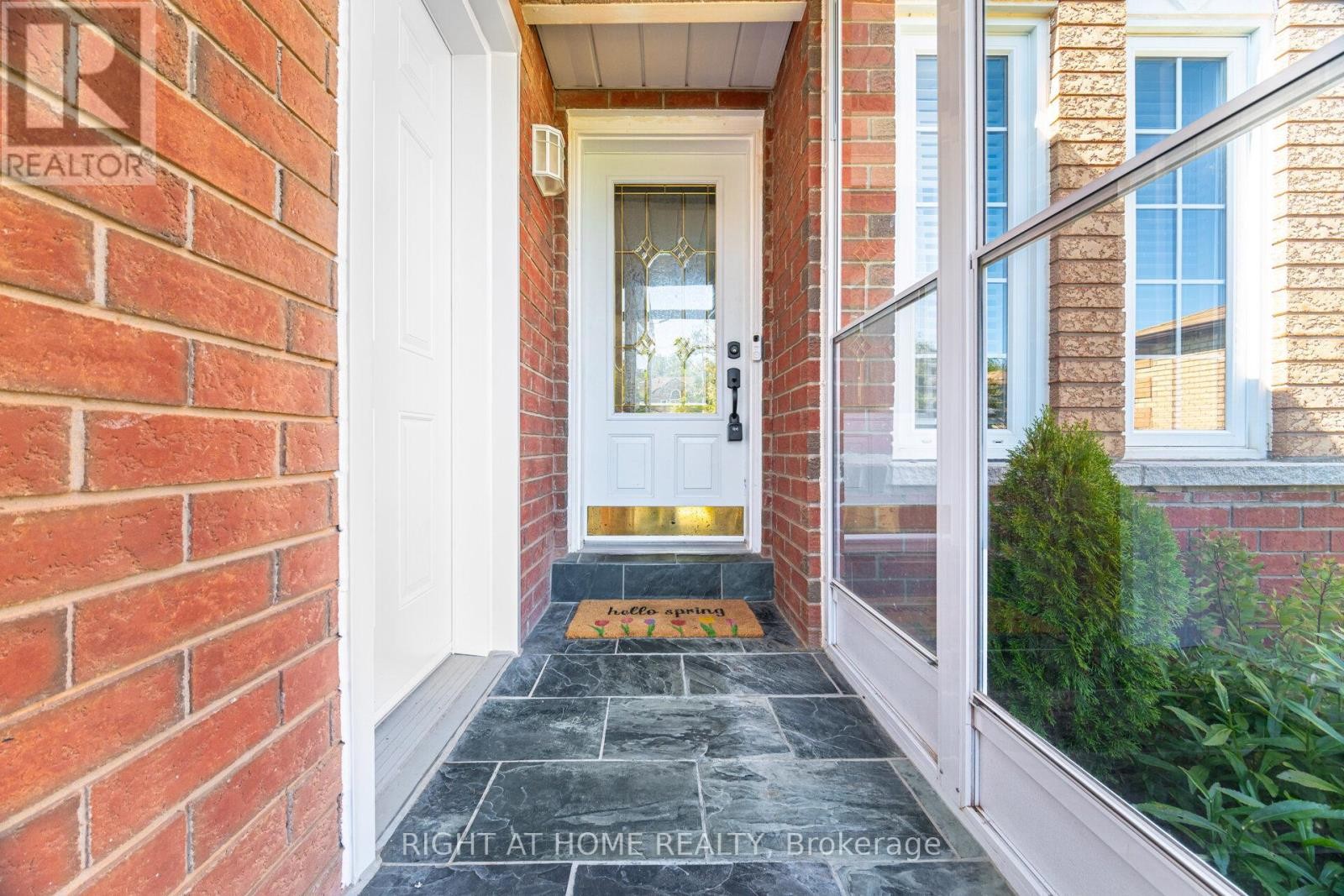 












27 LASBY LANE

,
Halton Hills (AC Acton),




Ontario
L7J2W9

