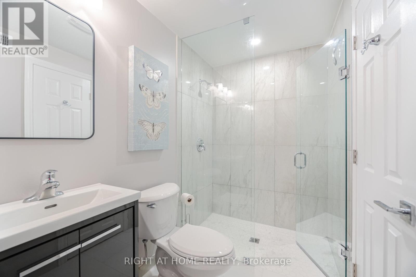 












27 LASBY LANE

,
Halton Hills (AC Acton),




Ontario
L7J2W9

