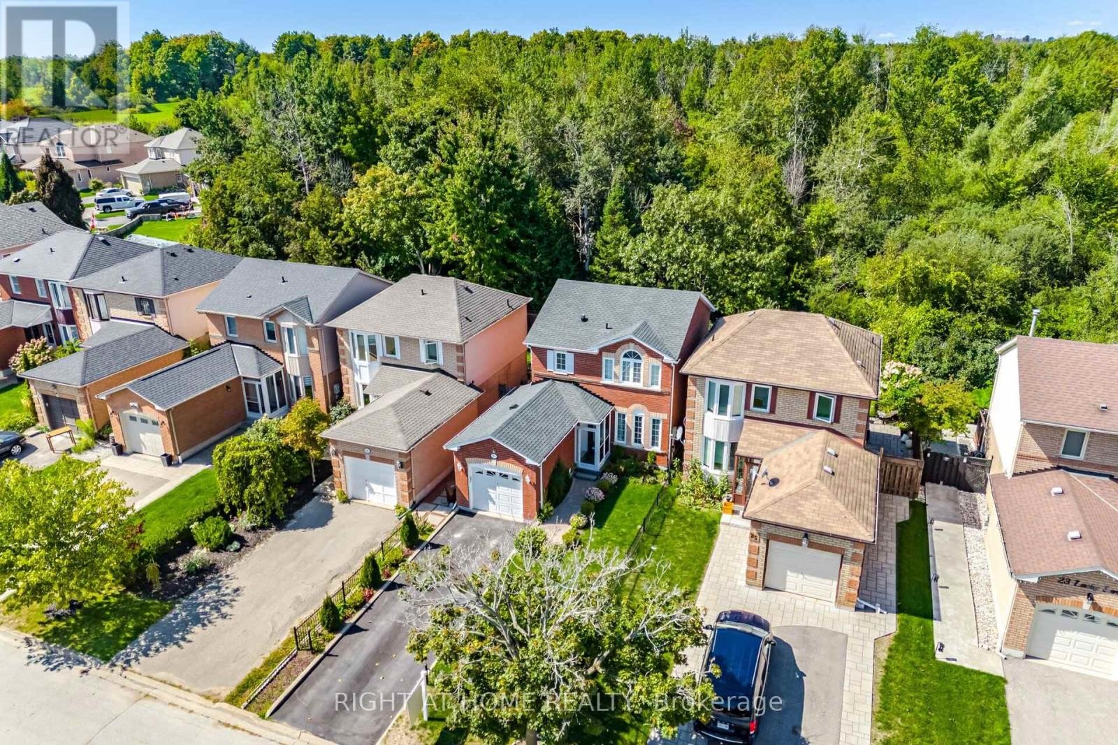 












27 LASBY LANE

,
Halton Hills (AC Acton),




Ontario
L7J2W9


