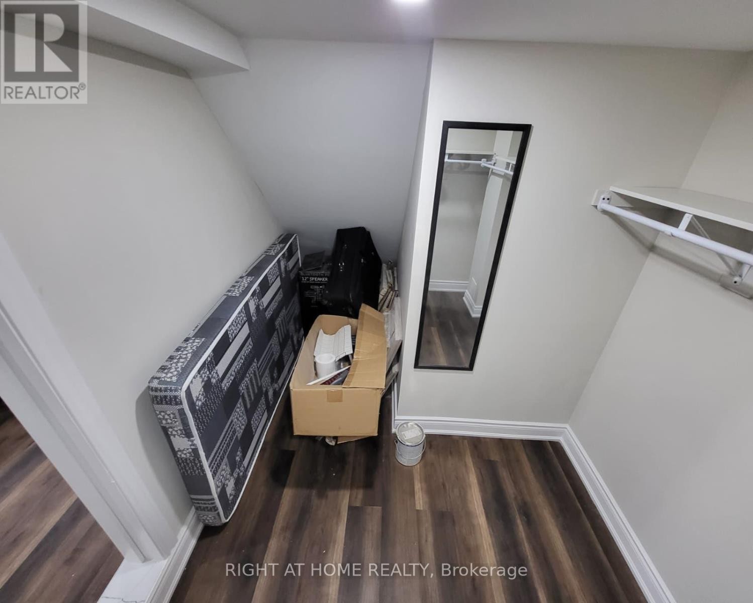 












BSMNT #2 - 5457 MEADOWCREST AVENUE

,
Mississauga (Churchill Meadows),




Ontario
L5M0V7


