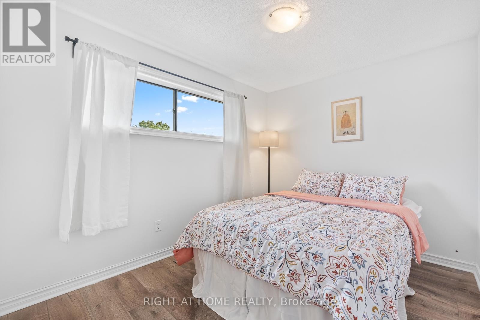 












55 COWAN ROAD N

,
Brampton (Brampton West),




Ontario
L6X2P9

